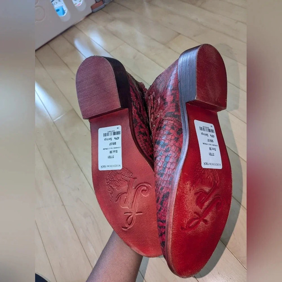 Free People Alamosa Red Snakeskin Moto Bootie BNWT Size 7.5 EU 38 $178 - Picture 6 of 8